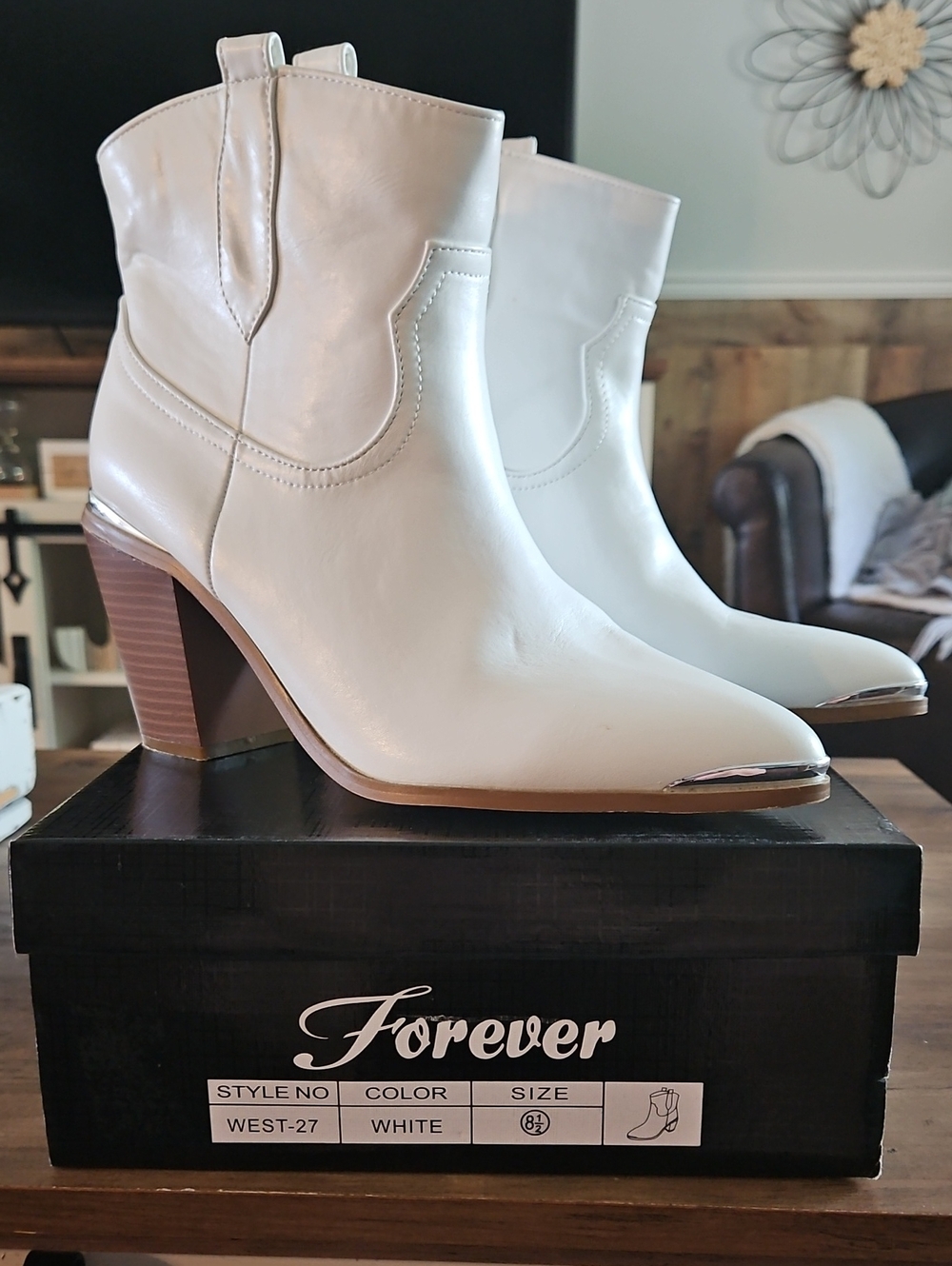 Forever White Pointed Toe Western Block Heel Ankle Boots